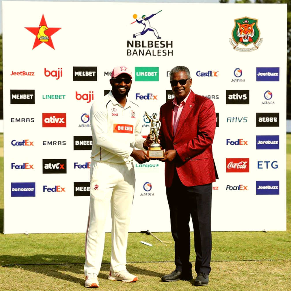 একটি নাম, শূন্য স্কোরকার্ড: মাঠের বাইরের খবর যেভাবে ক্রিকেট-ফিডে ঢোকে
