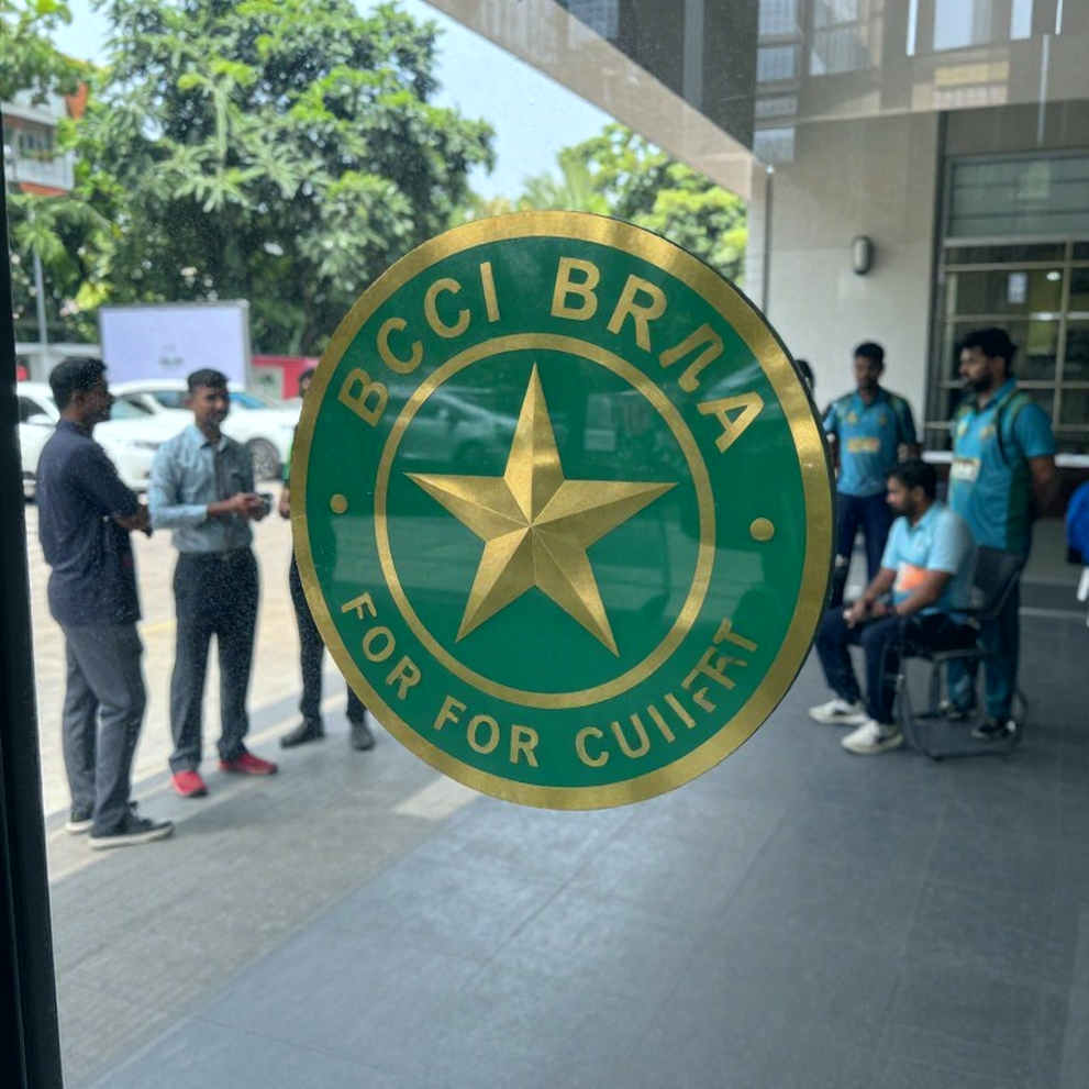 খালি ঘর: ক্রিকেটের মেডিকেল ফাইলে নীরব শূন্যতা যেভাবে চুক্তি ভাঙে