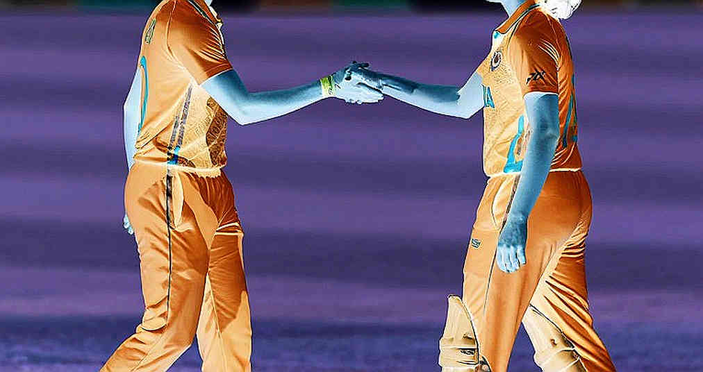 অভিষেকের সেঞ্চুরি যুবরাজের ছায়া নয়, সাইডআর্ম ড্রিলের রসিদ