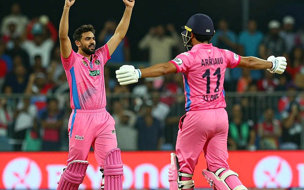 ভাড়া করা মাঠ, ধার করা ড্রেসিংরুম: এশিয়ার ক্রিকেট-অর্থনীতির ফাঁক গলে সেমিফাইনালে আফগানিস্তান